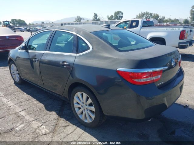 Photo 2 VIN: 1G4PP5SK6F4196304 - BUICK VERANO 