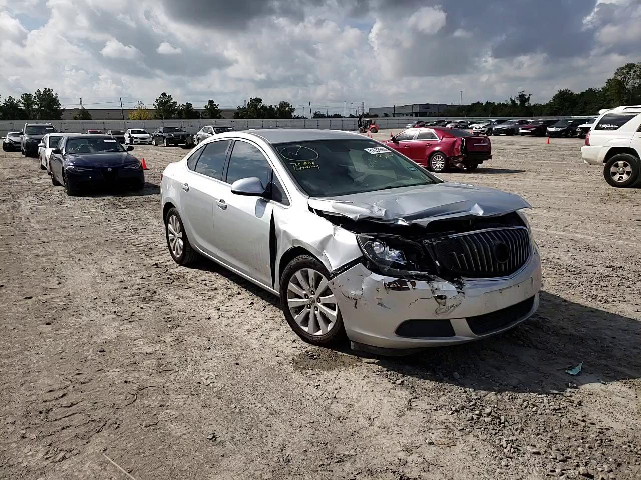 Photo 10 VIN: 1G4PP5SK6G4102245 - BUICK VERANO 