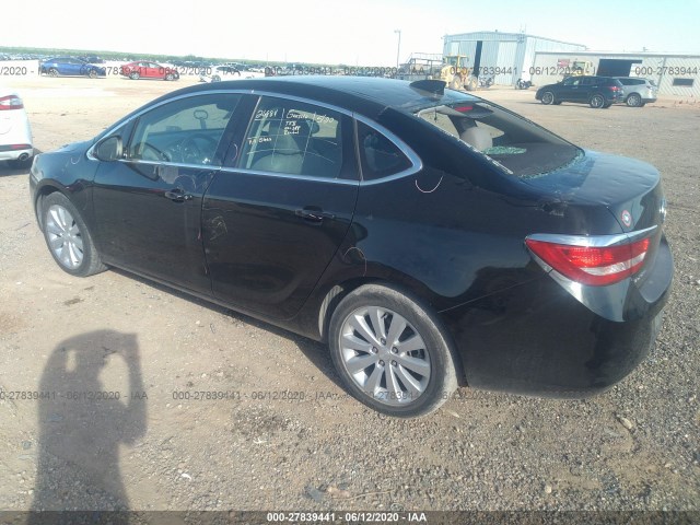 Photo 2 VIN: 1G4PP5SK6G4126187 - BUICK VERANO 