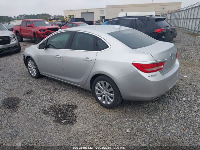 Photo 2 VIN: 1G4PP5SK6G4148500 - BUICK VERANO 