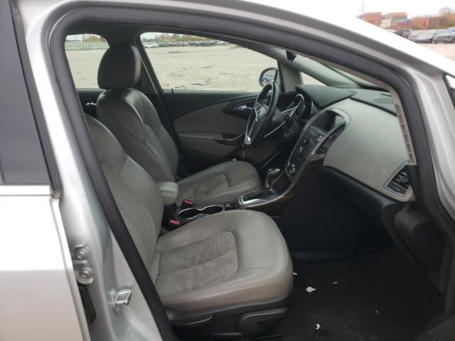 Photo 4 VIN: 1G4PP5SK7C4164246 - BUICK VERANO 