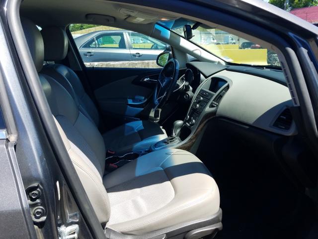 Photo 4 VIN: 1G4PP5SK7C4166465 - BUICK VERANO 