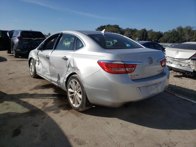 Photo 2 VIN: 1G4PP5SK7C4176686 - BUICK VERANO 