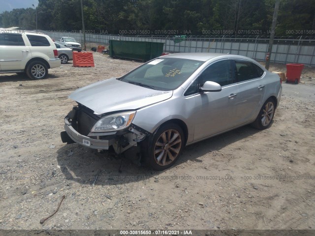 Photo 1 VIN: 1G4PP5SK7D4135038 - BUICK VERANO 