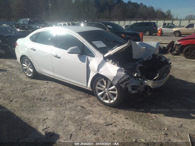 Photo 0 VIN: 1G4PP5SK7D4141387 - BUICK VERANO 