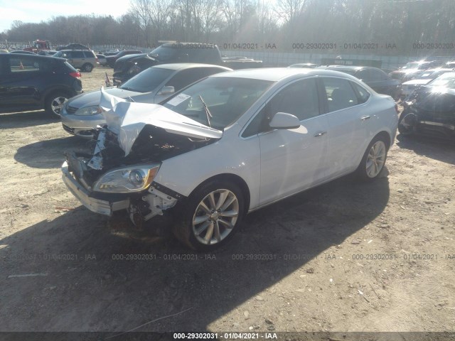 Photo 1 VIN: 1G4PP5SK7D4141387 - BUICK VERANO 