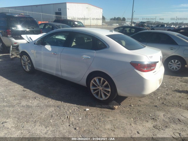 Photo 2 VIN: 1G4PP5SK7D4141387 - BUICK VERANO 