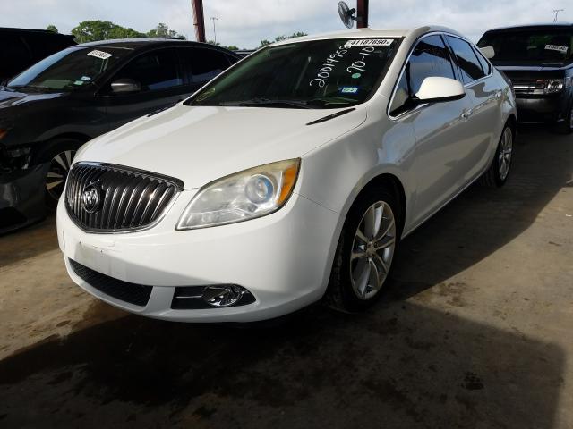 Photo 1 VIN: 1G4PP5SK7D4164670 - BUICK VERANO 