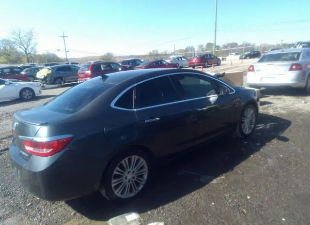 Photo 3 VIN: 1G4PP5SK7D4186409 - BUICK VERANO 