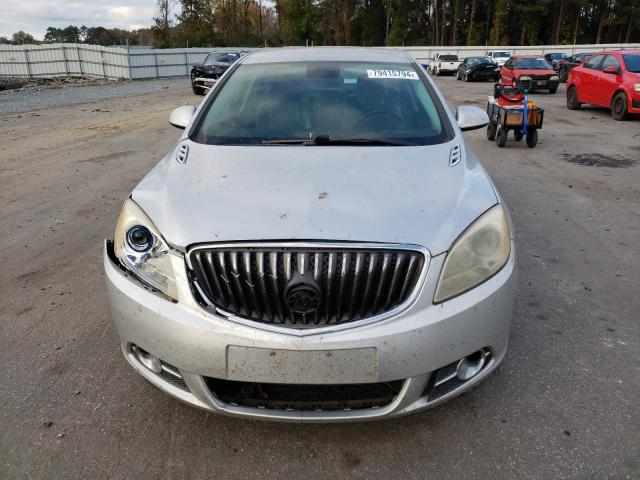 Photo 4 VIN: 1G4PP5SK7D4218288 - BUICK VERANO 