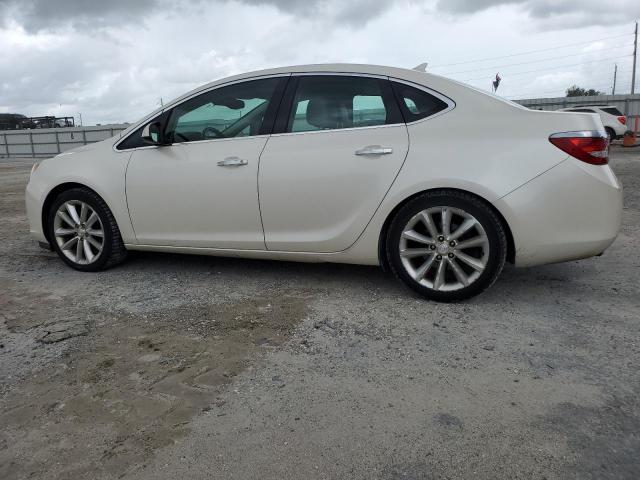 Photo 1 VIN: 1G4PP5SK7D4230716 - BUICK VERANO 