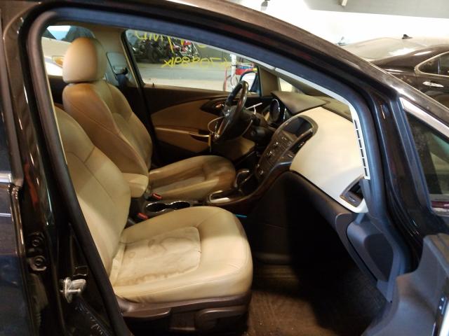 Photo 4 VIN: 1G4PP5SK7D4242803 - BUICK VERANO 