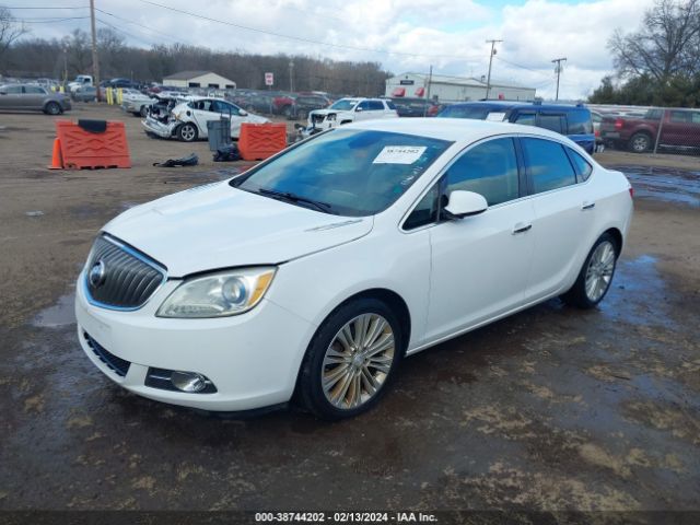 Photo 1 VIN: 1G4PP5SK7E4126860 - BUICK VERANO 