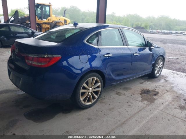 Photo 3 VIN: 1G4PP5SK7E4153833 - BUICK VERANO 