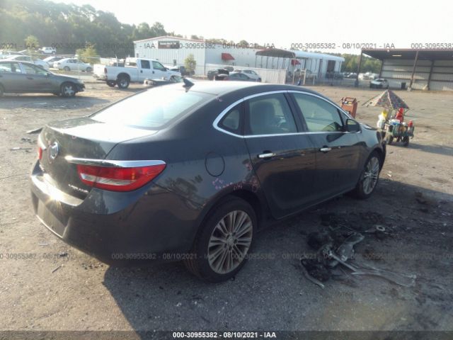 Photo 3 VIN: 1G4PP5SK7E4160569 - BUICK VERANO 