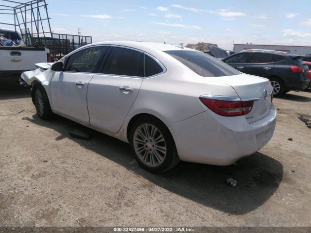 Photo 2 VIN: 1G4PP5SK7E4169594 - BUICK VERANO 