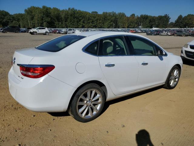 Photo 2 VIN: 1G4PP5SK7E4173077 - BUICK VERANO 