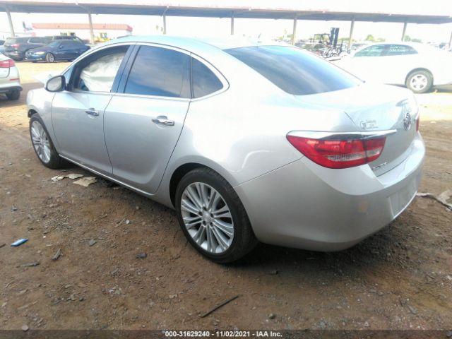 Photo 2 VIN: 1G4PP5SK7E4186833 - BUICK VERANO 