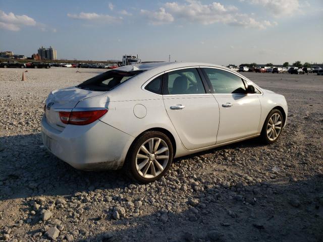 Photo 2 VIN: 1G4PP5SK7E4216946 - BUICK VERANO 