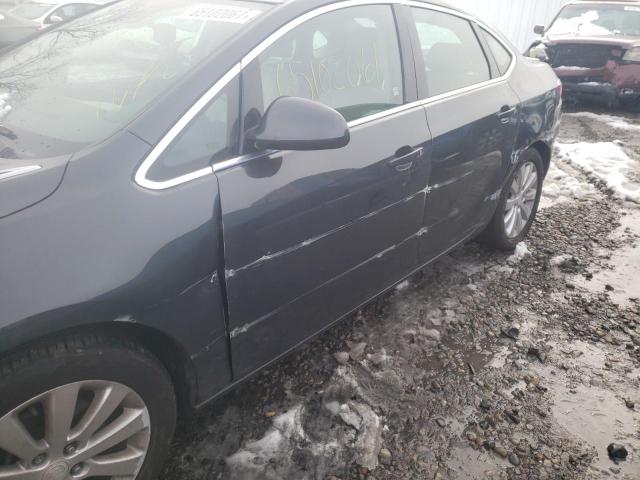 Photo 8 VIN: 1G4PP5SK7F4127086 - BUICK VERANO 