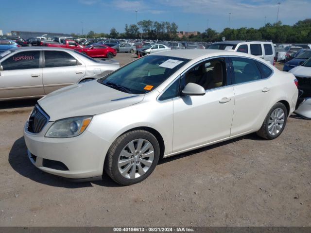 Photo 1 VIN: 1G4PP5SK7F4171251 - BUICK VERANO 