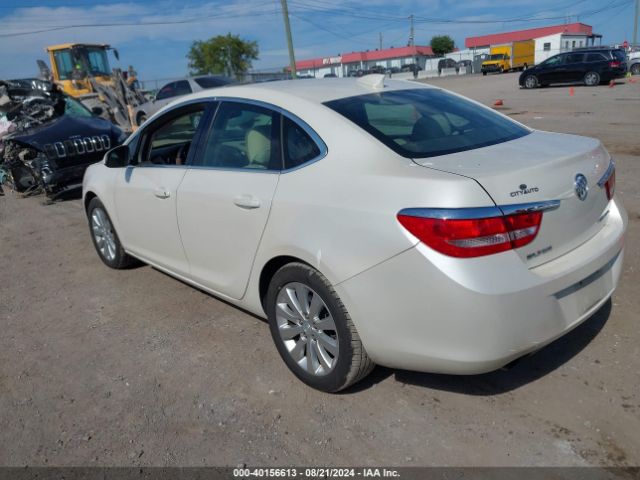 Photo 2 VIN: 1G4PP5SK7F4171251 - BUICK VERANO 