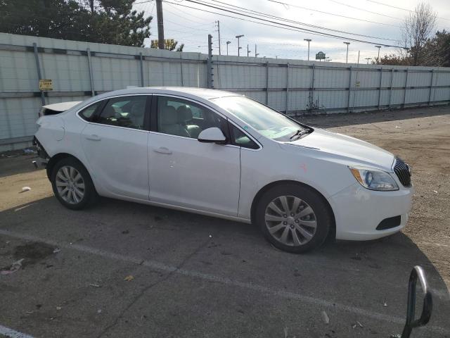 Photo 3 VIN: 1G4PP5SK7G4124674 - BUICK VERANO 