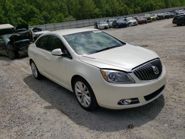 Photo 0 VIN: 1G4PP5SK8D4104106 - BUICK VERANO 