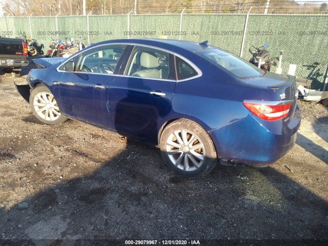 Photo 2 VIN: 1G4PP5SK8D4140281 - BUICK VERANO 