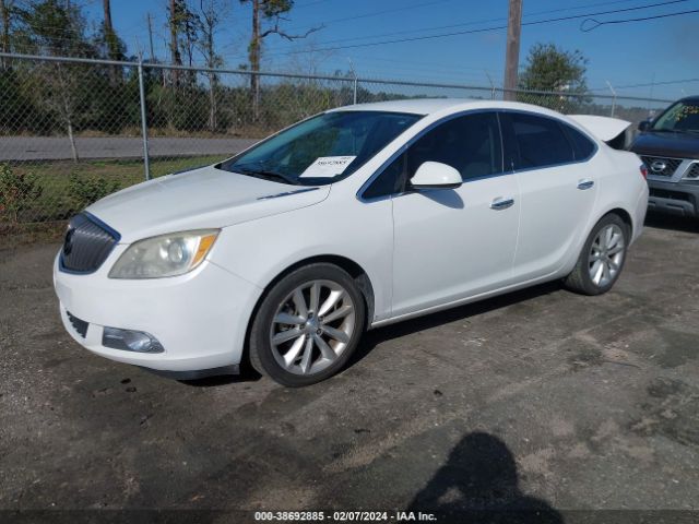 Photo 1 VIN: 1G4PP5SK8D4225802 - BUICK VERANO 