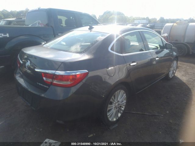 Photo 3 VIN: 1G4PP5SK8D4225847 - BUICK VERANO 