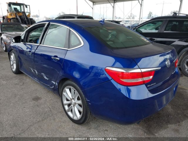 Photo 2 VIN: 1G4PP5SK8D4252997 - BUICK VERANO 