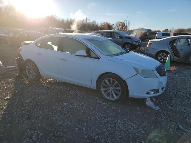 Photo 3 VIN: 1G4PP5SK8E4100963 - BUICK VERANO 