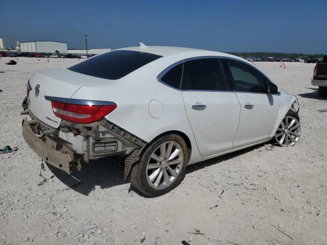 Photo 2 VIN: 1G4PP5SK8E4101319 - BUICK VERANO 