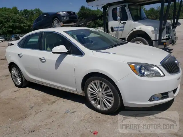 Photo 3 VIN: 1G4PP5SK8E4182306 - BUICK VERANO 