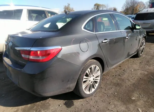 Photo 3 VIN: 1G4PP5SK8E4186758 - BUICK VERANO 