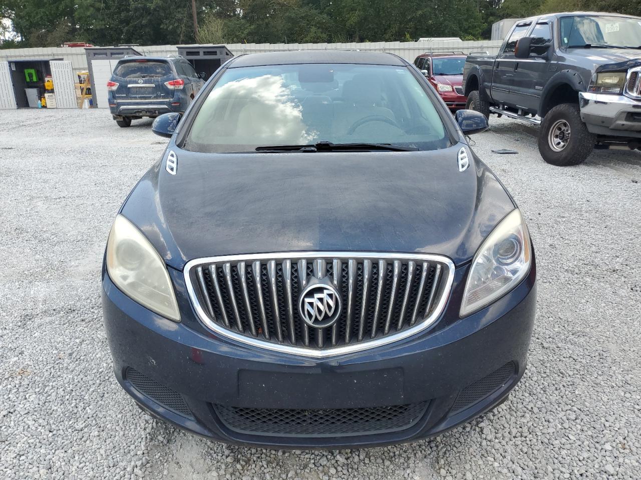 Photo 4 VIN: 1G4PP5SK8G4120200 - BUICK VERANO 