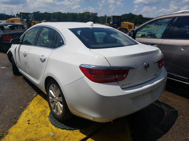 Photo 2 VIN: 1G4PP5SK8G4161619 - BUICK VERANO 