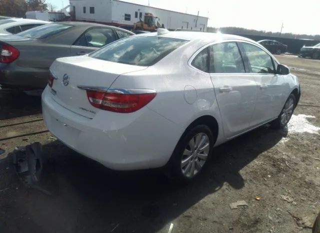 Photo 3 VIN: 1G4PP5SK8G4166951 - BUICK VERANO 