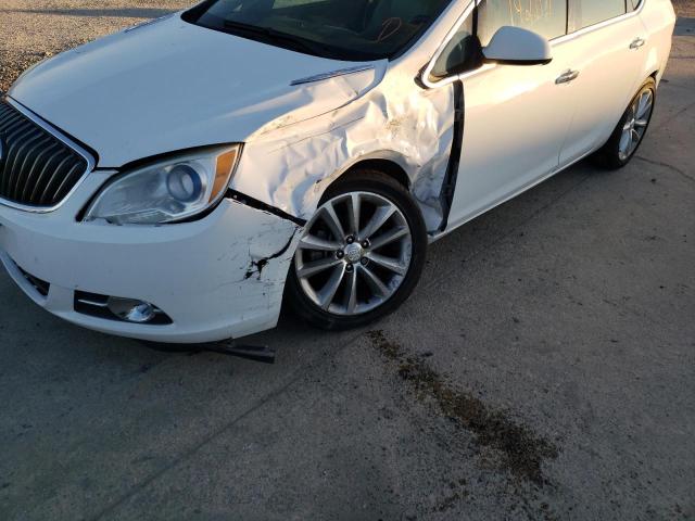 Photo 8 VIN: 1G4PP5SK9C4147948 - BUICK VERANO 