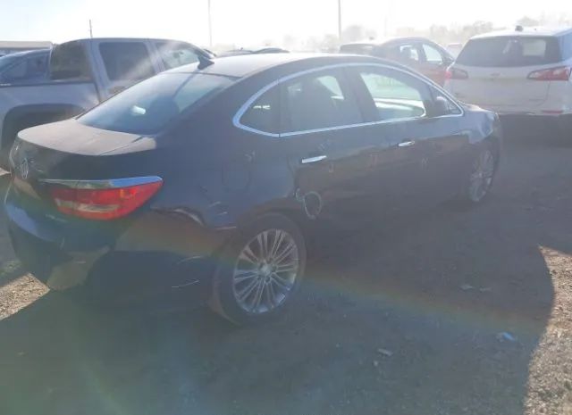 Photo 3 VIN: 1G4PP5SK9C4158674 - BUICK VERANO 