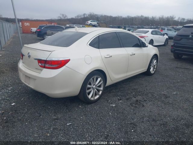 Photo 3 VIN: 1G4PP5SK9C4232367 - BUICK VERANO 