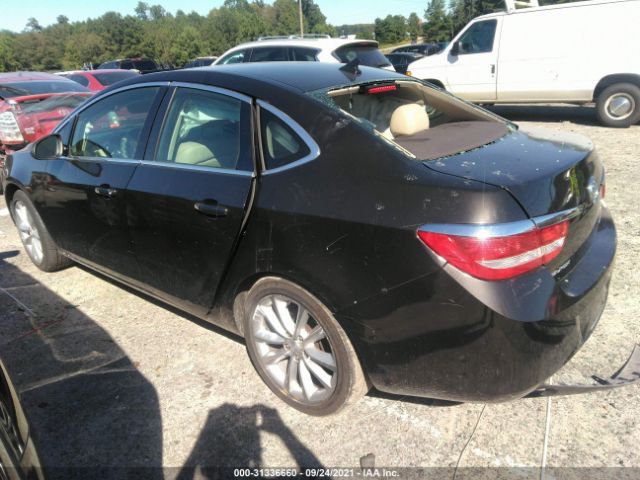 Photo 2 VIN: 1G4PP5SK9D4108603 - BUICK VERANO 