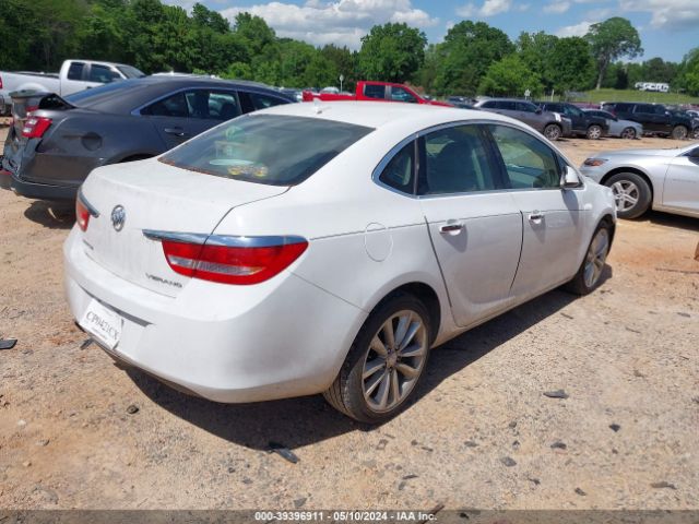 Photo 3 VIN: 1G4PP5SK9D4135851 - BUICK VERANO 