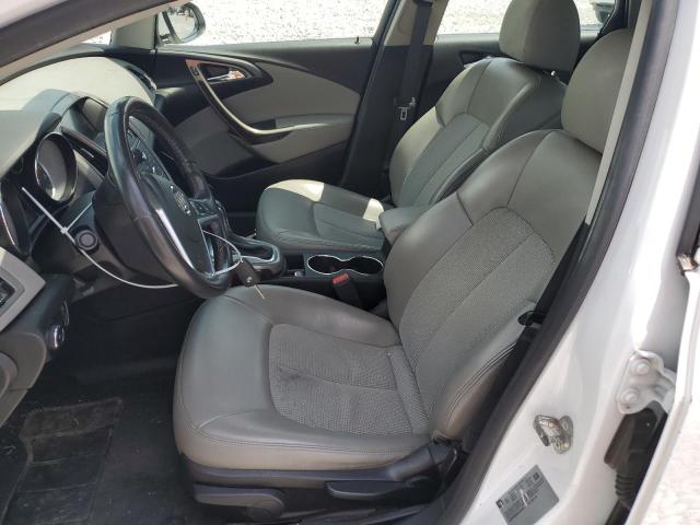 Photo 6 VIN: 1G4PP5SK9D4140130 - BUICK VERANO 