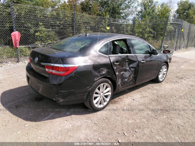 Photo 3 VIN: 1G4PP5SK9D4145229 - BUICK VERANO 