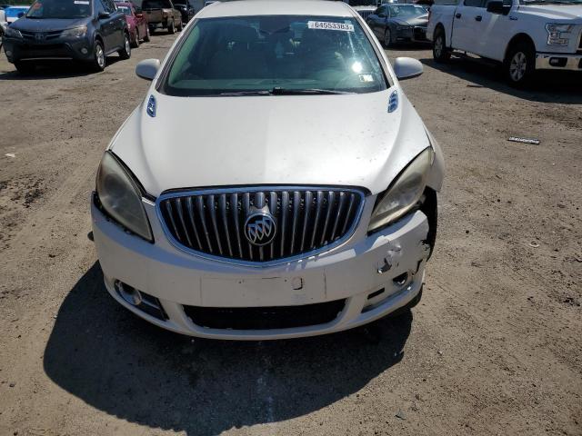 Photo 4 VIN: 1G4PP5SK9D4156411 - BUICK VERANO 