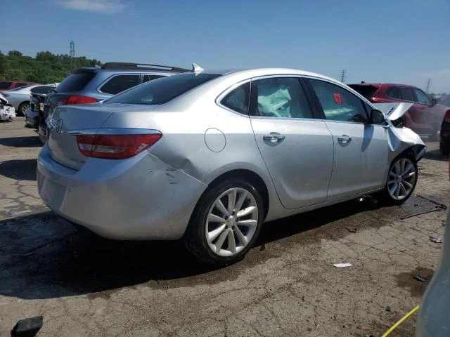 Photo 2 VIN: 1G4PP5SK9D4162550 - BUICK VERANO 