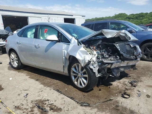 Photo 3 VIN: 1G4PP5SK9D4162550 - BUICK VERANO 