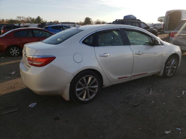 Photo 2 VIN: 1G4PP5SK9D4175153 - BUICK VERANO 